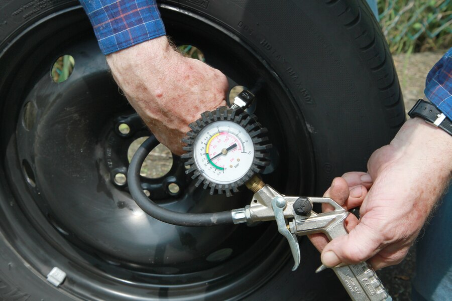 The Ultimate Guide to Tubeless Tyre Air Pressure for Cars: Ensuring Safety, Performance, and Mileage